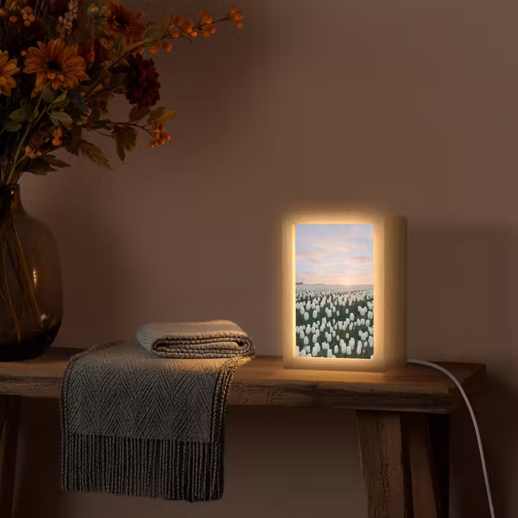 Tulpen - Landschap - Wit Light Box met kabel (Tafellamp) klein -sfeer4
