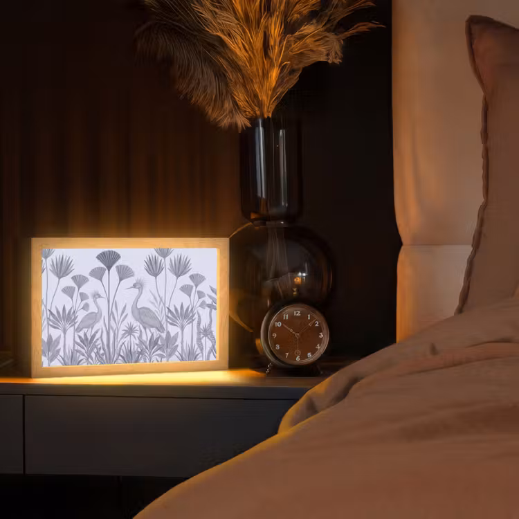 Vogel - Tropisch - Illustratie - Blauwgrijs - Natuur Light Box met kabel (Tafellamp) klein -sfeer1