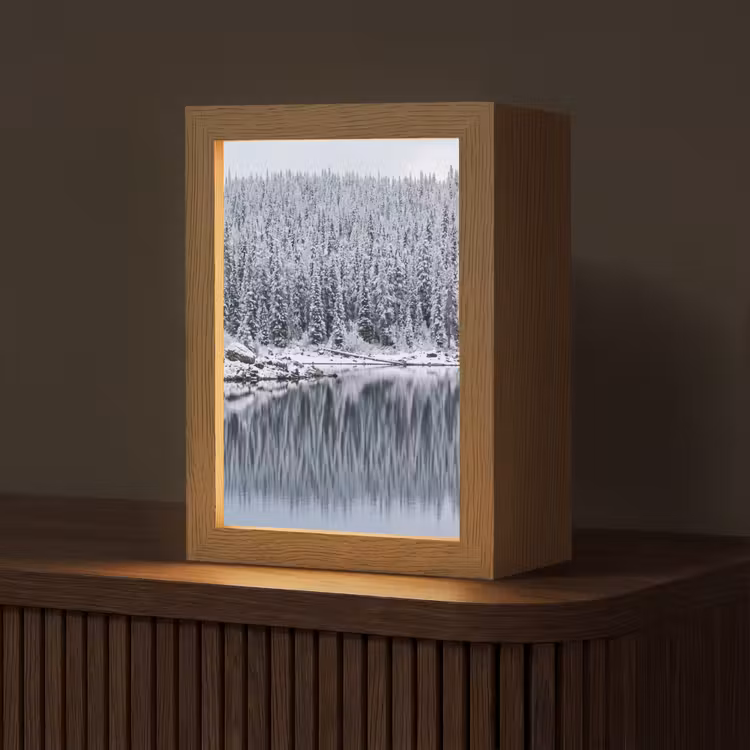Bos - Reflectie - Meer - Winter - Serene Light Box met kabel (Tafellamp) klein -z3d_website