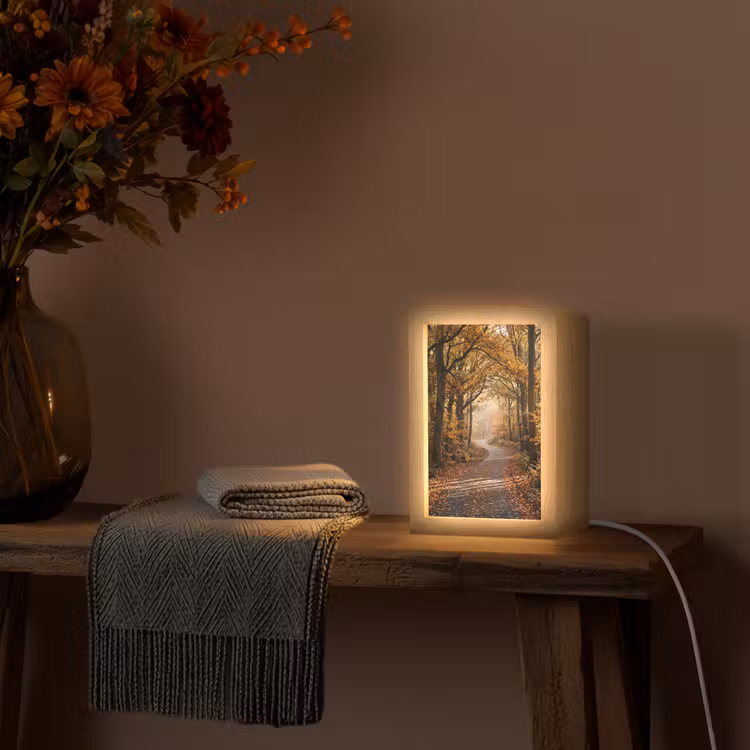 Bospad - Herfstbos - Bladeren - Oranje - Nostalgisch Light Box met kabel (Tafellamp) klein -sfeer4