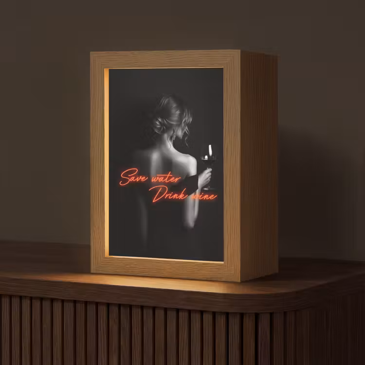 Wijn - Vrouw - Neon - Quote Light Box met kabel (Tafellamp) klein -z3d_website