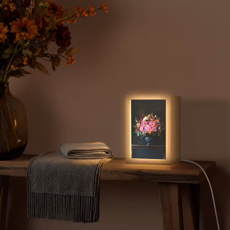 Quote - Bloemen - Vaas - Neon Light Box met kabel (Tafellamp) klein -sfeer4