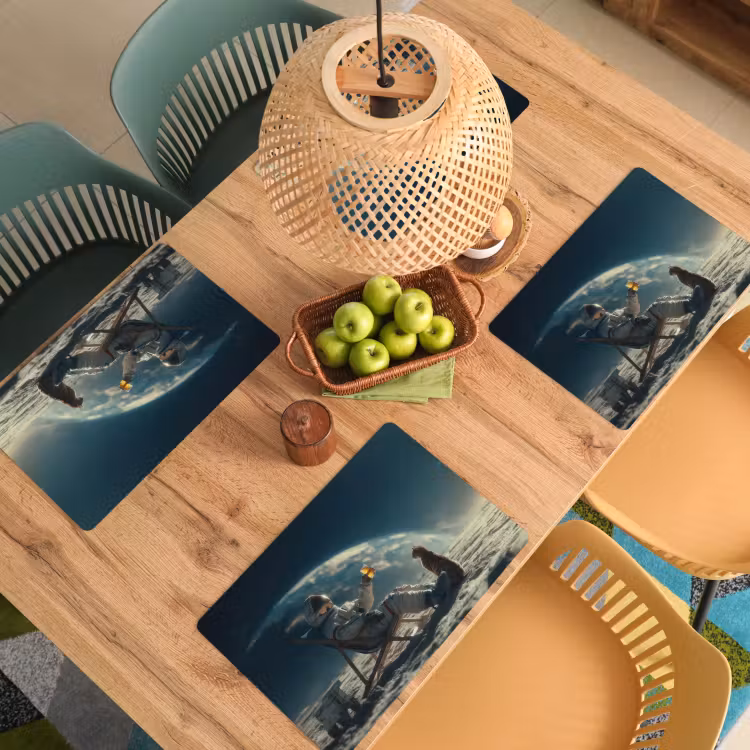 Astronaut - Kat - Glas - Stoel Placemat vinyl groot -zzsfeer5_Kitchenyeah-website