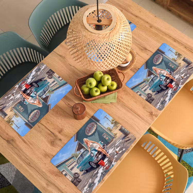Auto - Vrouw - Groen Placemat vinyl groot -zzsfeer5_Kitchenyeah-website