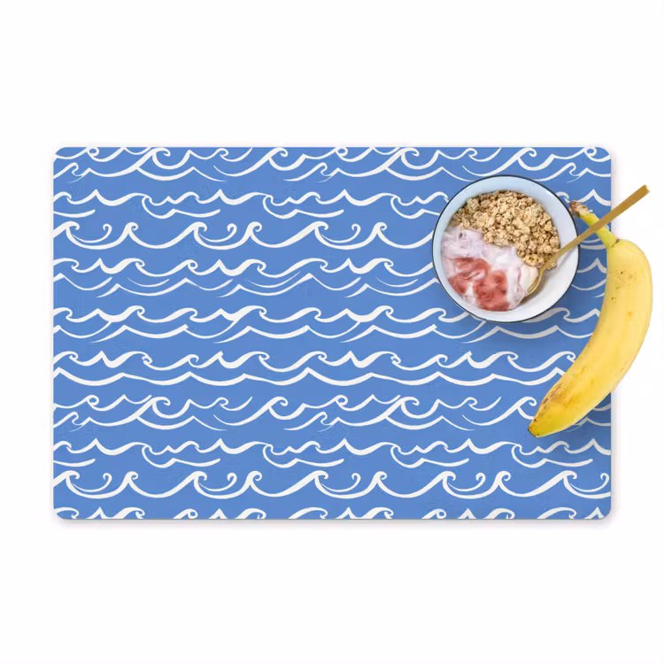 Blauw - Wit - Simpel - Getekend - Golven Placemat vinyl groot 368 -zzzproduct_Kitchenyeah-website