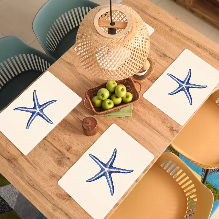 Blauwe zeester - Minimalistisch - Beige Placemat vinyl groot -zzsfeer5_Kitchenyeah-website