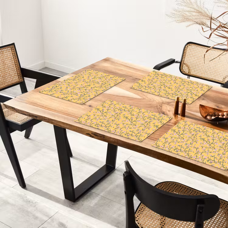 Bloemen - Motief - Geel Placemat vinyl groot 368 -zzsfeer4_Kitchenyeah-website