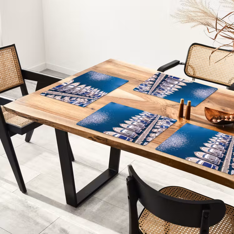 Boot - Jachthaven - Water - Zomer - Blauw Placemat vinyl groot -zzsfeer4_Kitchenyeah-website