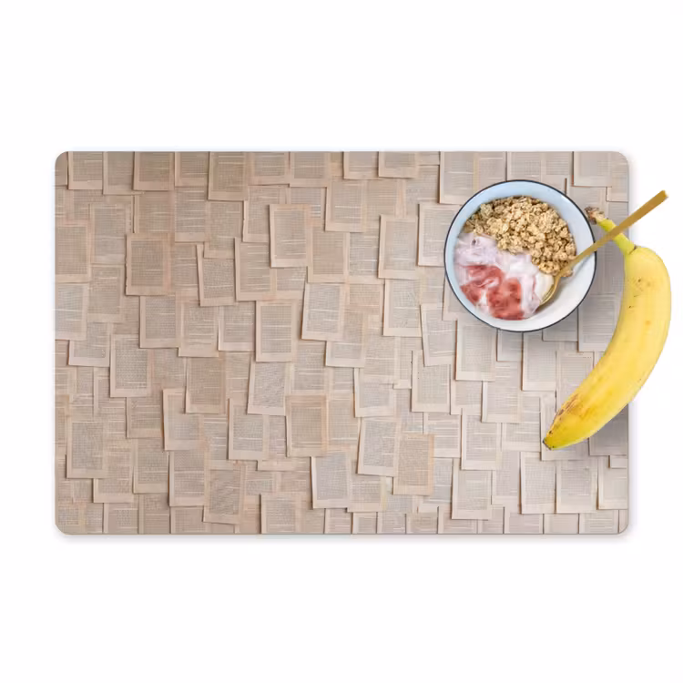 Boekpagina - Collage - Literatuur - Vintage - Beige Placemat vinyl groot -zzzproduct_Kitchenyeah-website