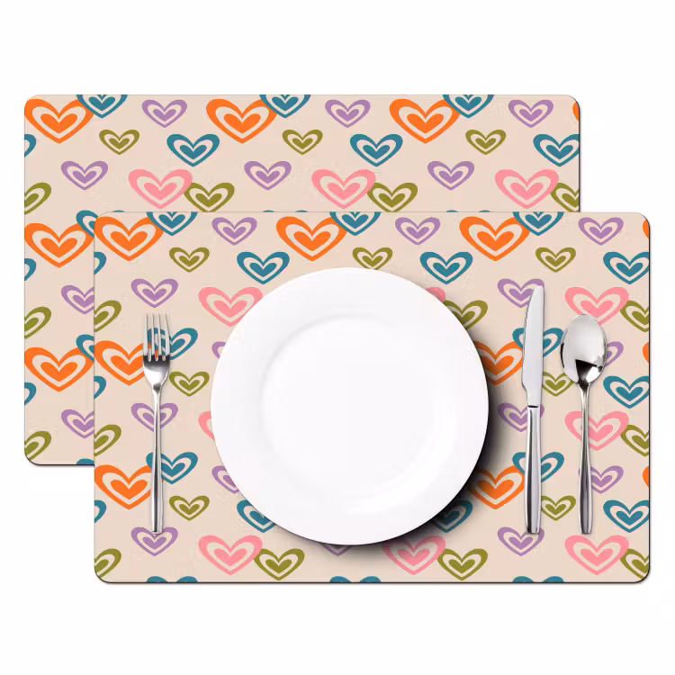 Kleurrijk - Hartjes - Patroon - Beige Placemat vinyl groot 368 -zzsfeer2_Kitchenyeah-website