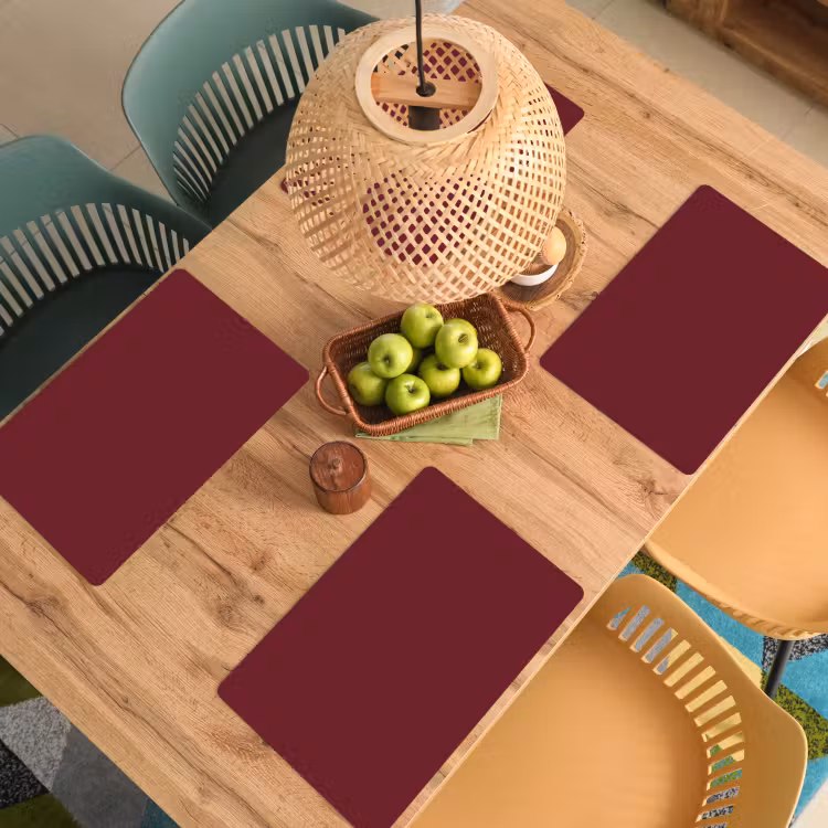 Dark - Garnet - Rood Placemat vinyl groot 368 -zzsfeer5_Kitchenyeah-website