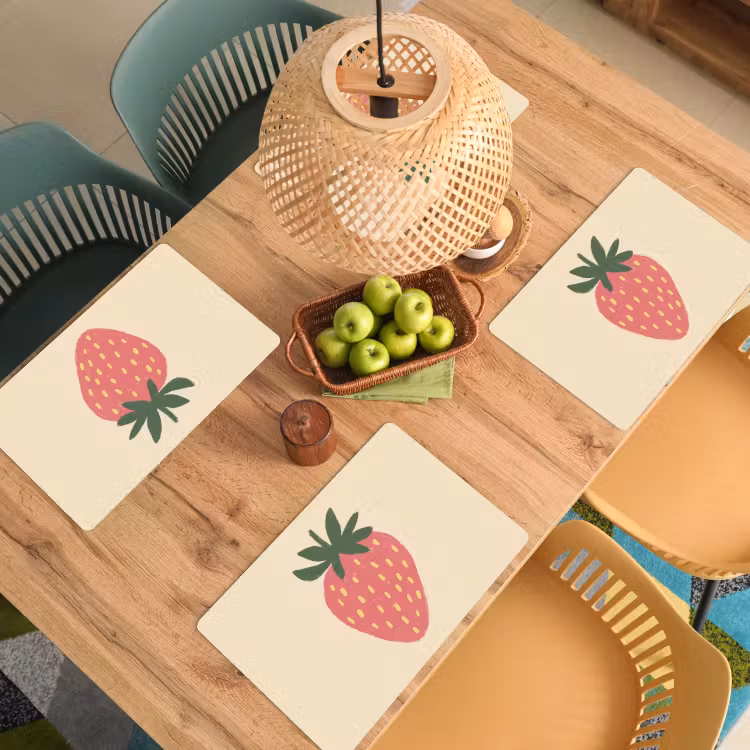 Aardbei - Minimalistisch - Rood - Fruit Placemat vinyl groot -zzsfeer5_Kitchenyeah-website