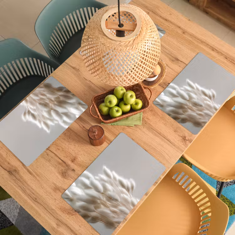 Pluimen - Beige - Minimalistisch Placemat vinyl groot -zzsfeer5_Kitchenyeah-website