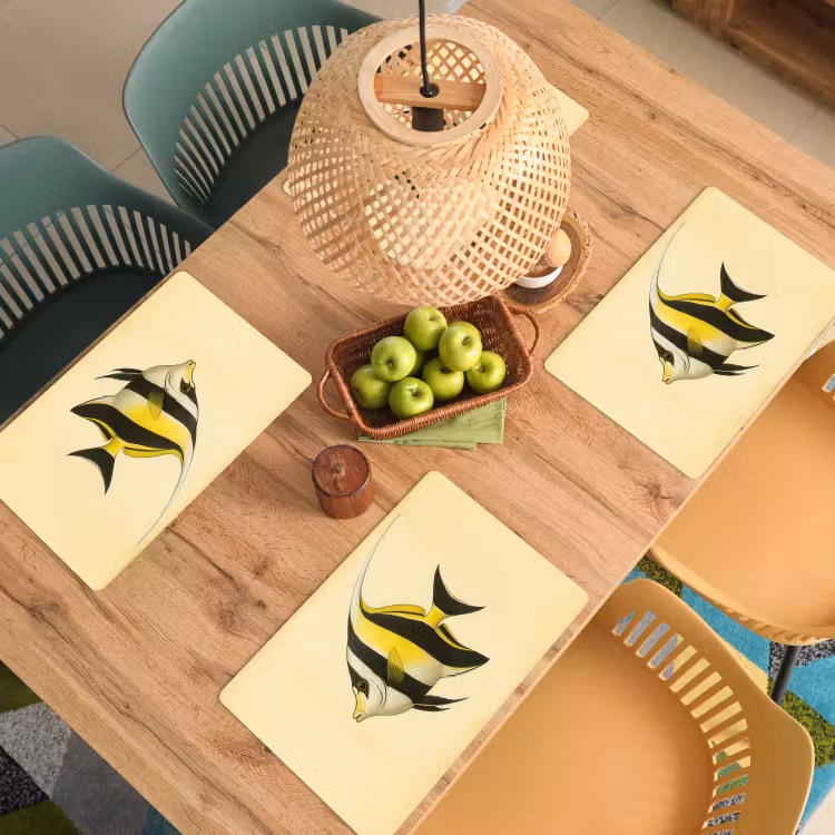 Vis - Sierlijk - Rugvin - Geel Placemat vinyl groot -zzsfeer5_Kitchenyeah-website