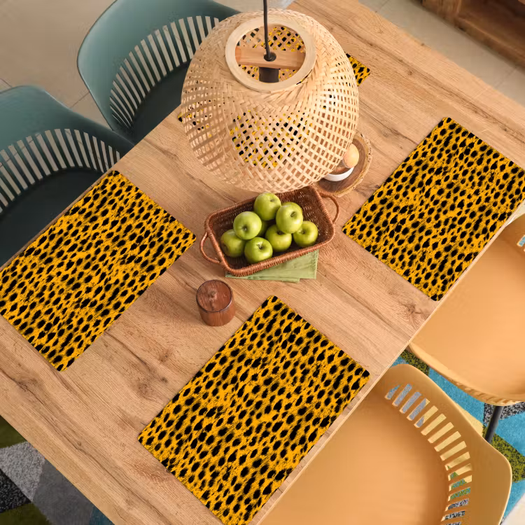 Vlekken - Oranje - Luipaard Placemat vinyl groot 368 -zzsfeer5_Kitchenyeah-website
