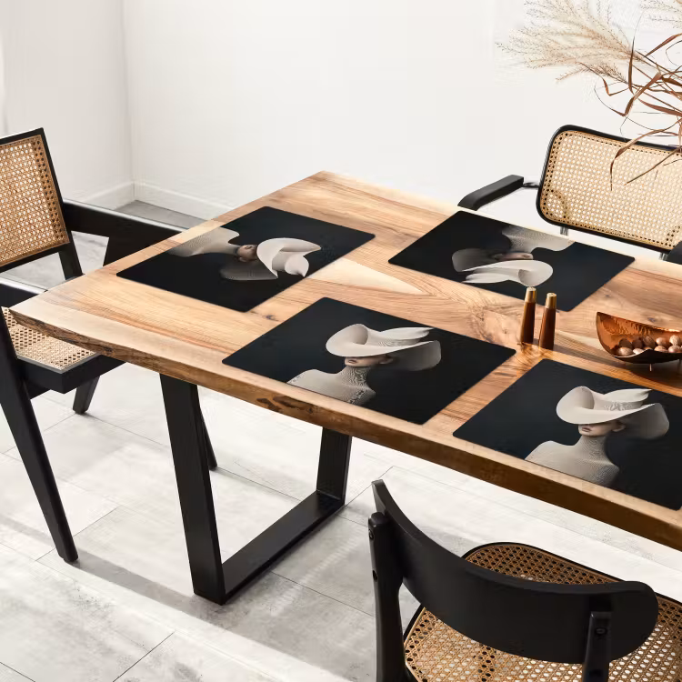 Vrouw - Golvende - Hoed Placemat vinyl groot -zzsfeer4_Kitchenyeah-website