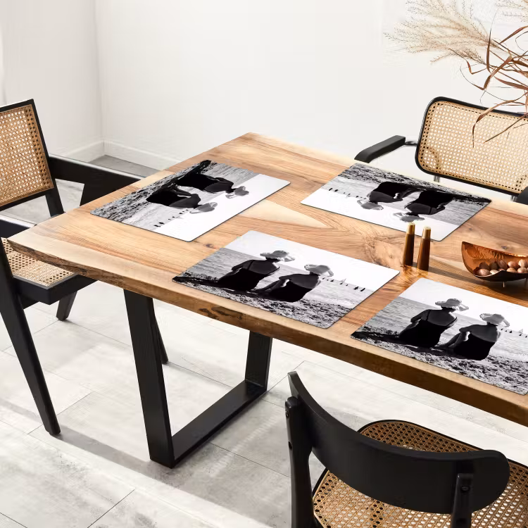 Vrouwen - Zonnehoed - Strand - Zwart - Wit Placemat vinyl groot -zzsfeer4_Kitchenyeah-website