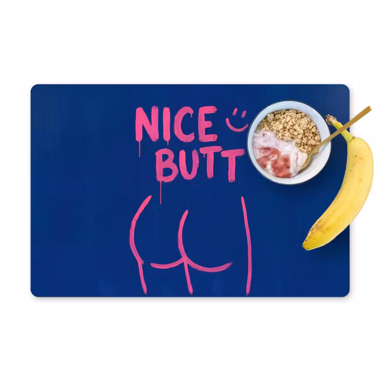 Brutaal - Grappig - Blauw Placemat vinyl groot -zzzproduct_Kitchenyeah-website