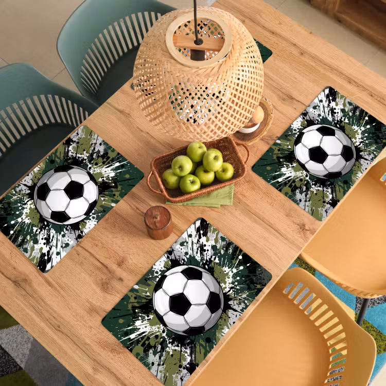 Voetbal - Verf - Spetters - Groen Placemat vinyl groot -zzsfeer5_Kitchenyeah-website