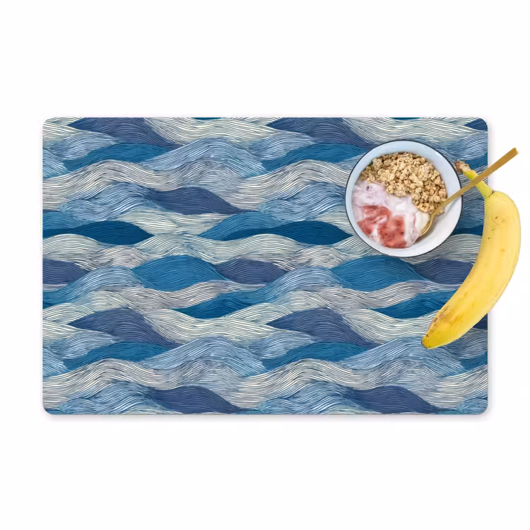 Getekend - Blauw - Wit - Golvend - Streepjes Placemat vinyl groot 368 -zzzproduct_Kitchenyeah-website