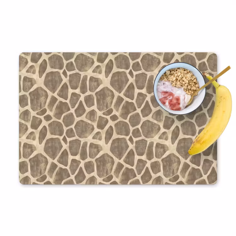 Giraf - Patroon - Beige - Bruin Placemat vinyl groot 368 -zzzproduct_Kitchenyeah-website