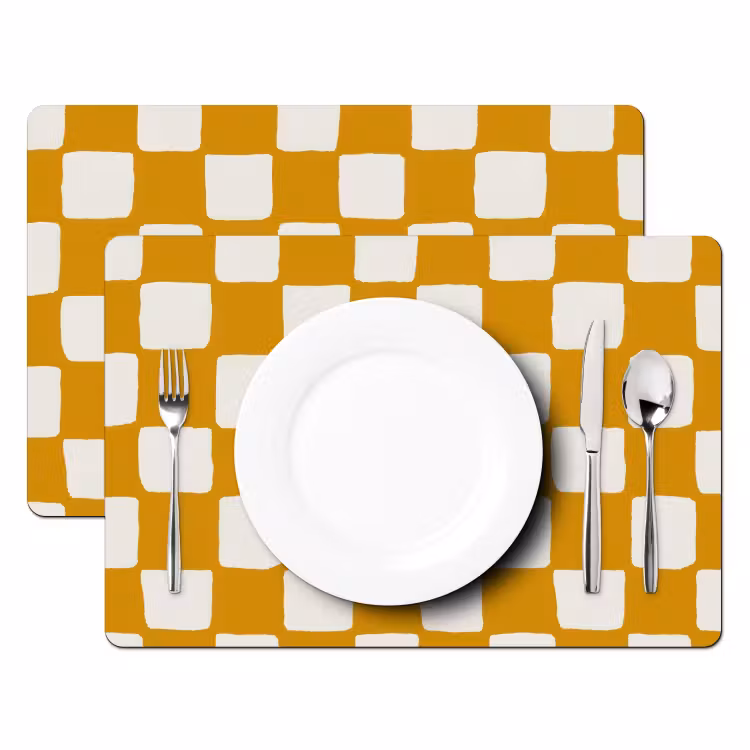 Grafisch - Patroon - Oker Placemat vinyl groot 368 -zzsfeer2_Kitchenyeah-website