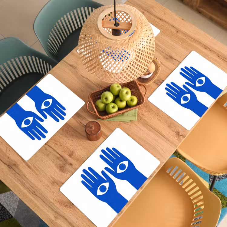 Handen - Twee - Ogen - Blauw Placemat vinyl groot -zzsfeer5_Kitchenyeah-website