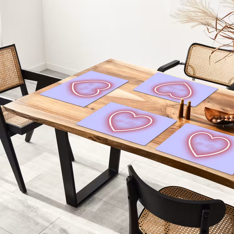 I liked it so it's mine - Neon hart - Paars Placemat vinyl groot -zzsfeer4_Kitchenyeah-website