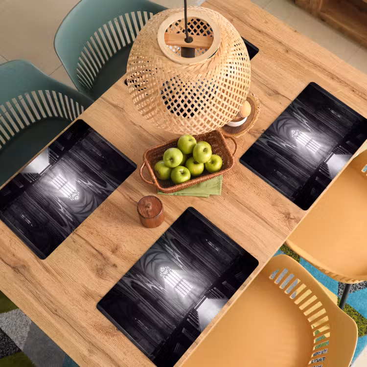 Kerk - Interieur - Lichtstralen - Architectuur - Klassiek Placemat vinyl groot -zzsfeer5_Kitchenyeah-website