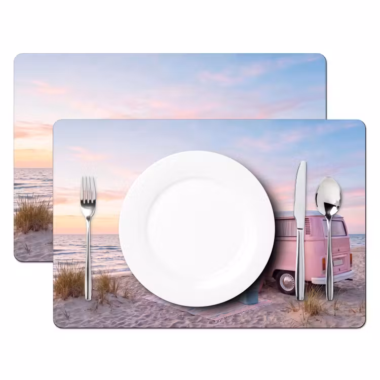 Busje - Strand - Surfplank - Zomer - Roze Placemat vinyl groot -zzsfeer2_Kitchenyeah-website