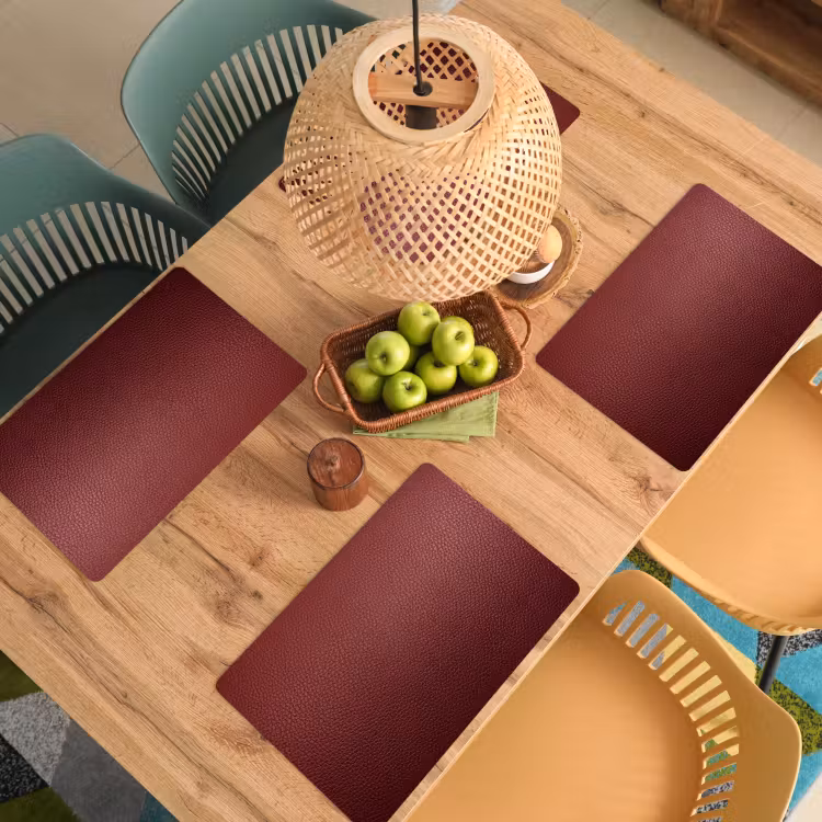 Leer - Lederlook - Rood - Licht Placemat vinyl groot -zzsfeer5_Kitchenyeah-website