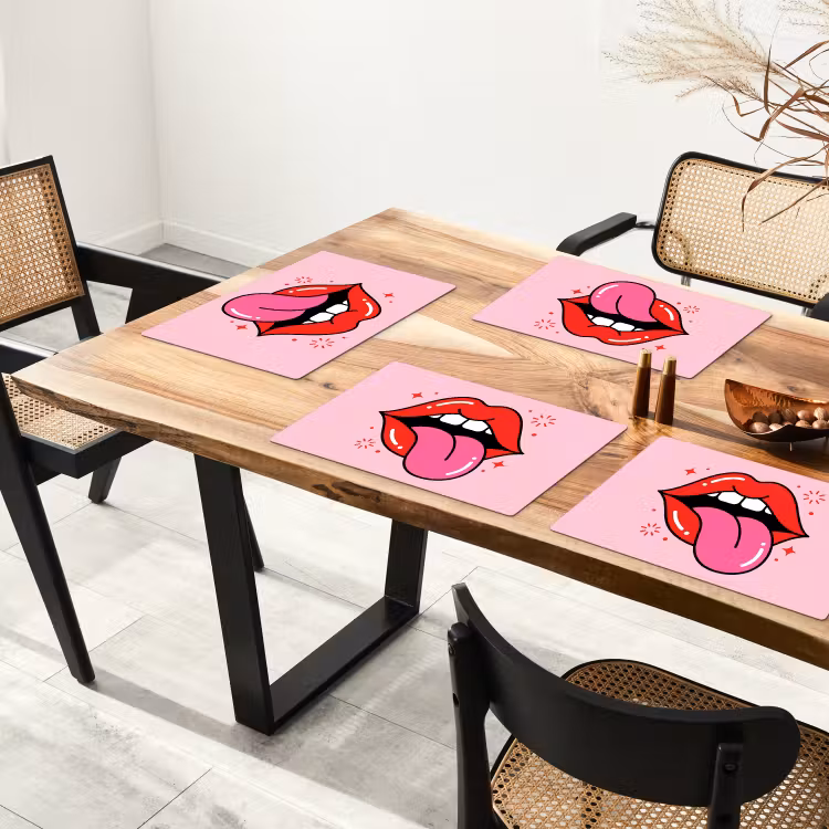 Lippen - Tong - Pop-art - Kleurrijk - Roze Placemat vinyl groot -zzsfeer4_Kitchenyeah-website