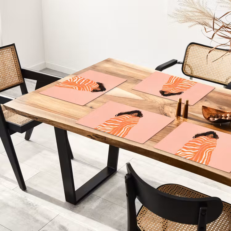 Meisje - Deken - Gestreept - Oranje Placemat vinyl groot -zzsfeer4_Kitchenyeah-website