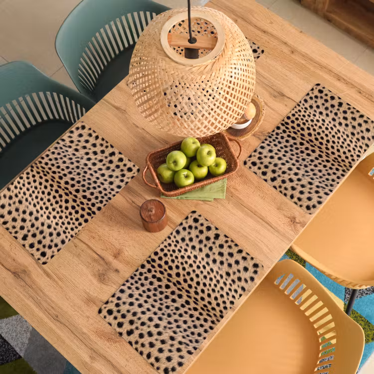 Vacht - Jachtluipaard - Zwart - Wit Placemat vinyl groot -zzsfeer5_Kitchenyeah-website