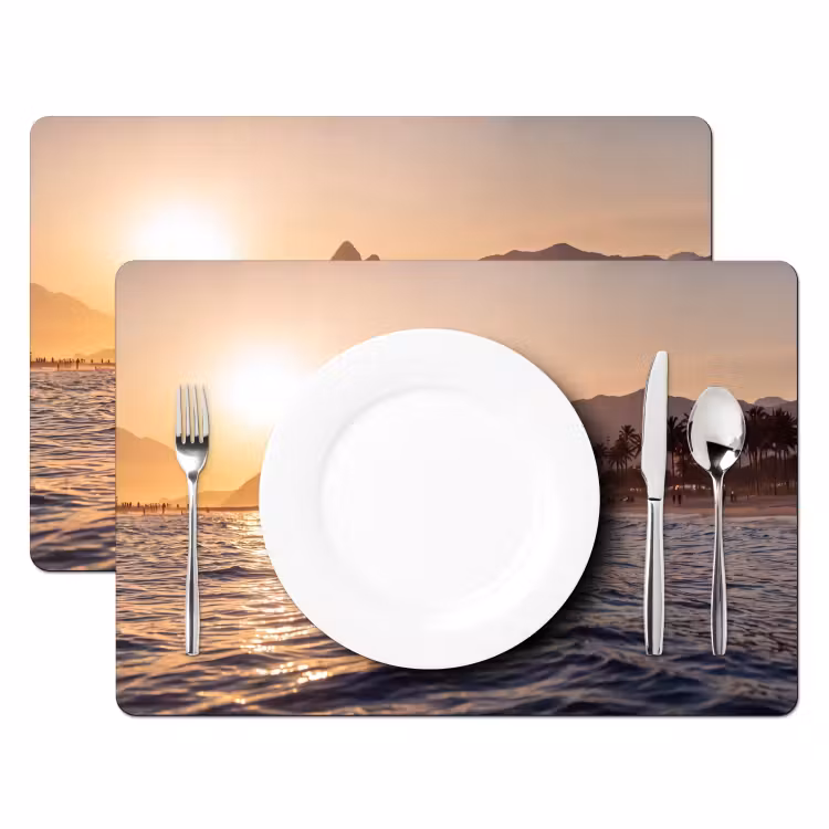 Zee - Golven - Zonsondergang - Kust - Goud Placemat vinyl groot -zzsfeer2_Kitchenyeah-website