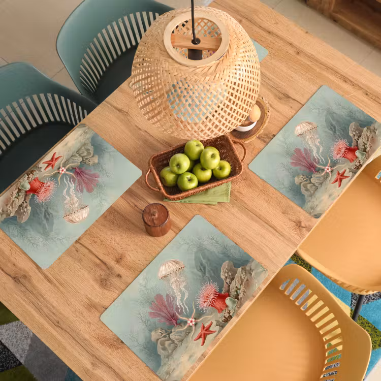 Zeeleven - Kwal - Onderwater - Illustratie - Beige Placemat vinyl groot -zzsfeer5_Kitchenyeah-website