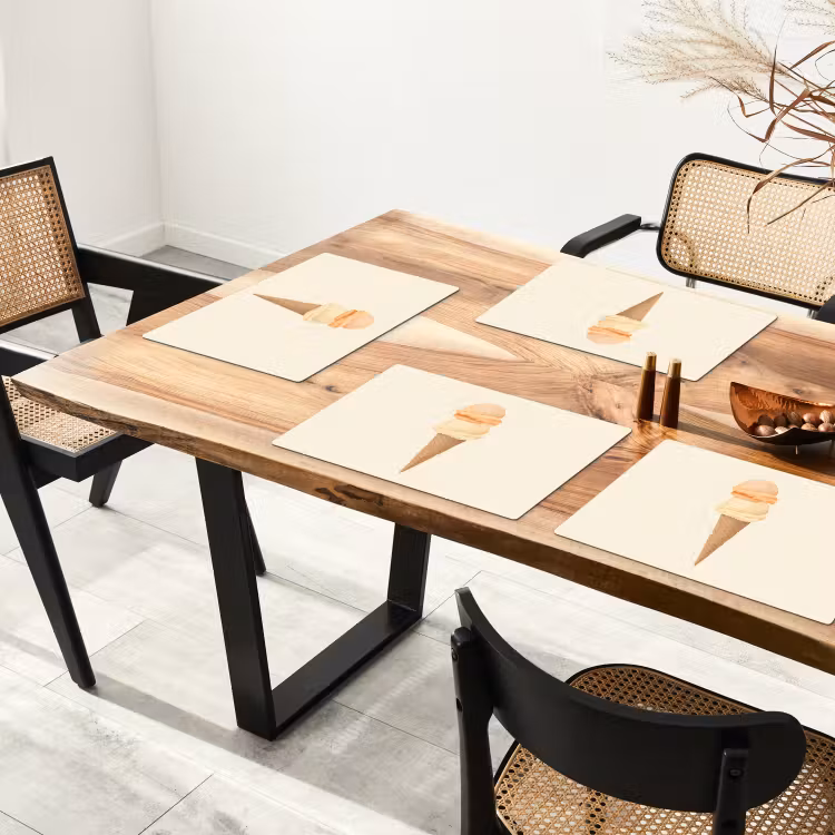 Minimalistisch - Schepijs - Hoorntje - Beige Placemat vinyl groot -zzsfeer4_Kitchenyeah-website