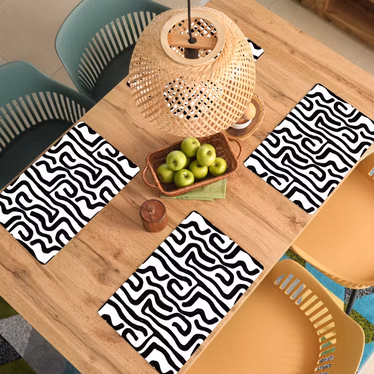 Modern - Lijnen - Zwart Placemat vinyl groot 368 -zzsfeer5_Kitchenyeah-website