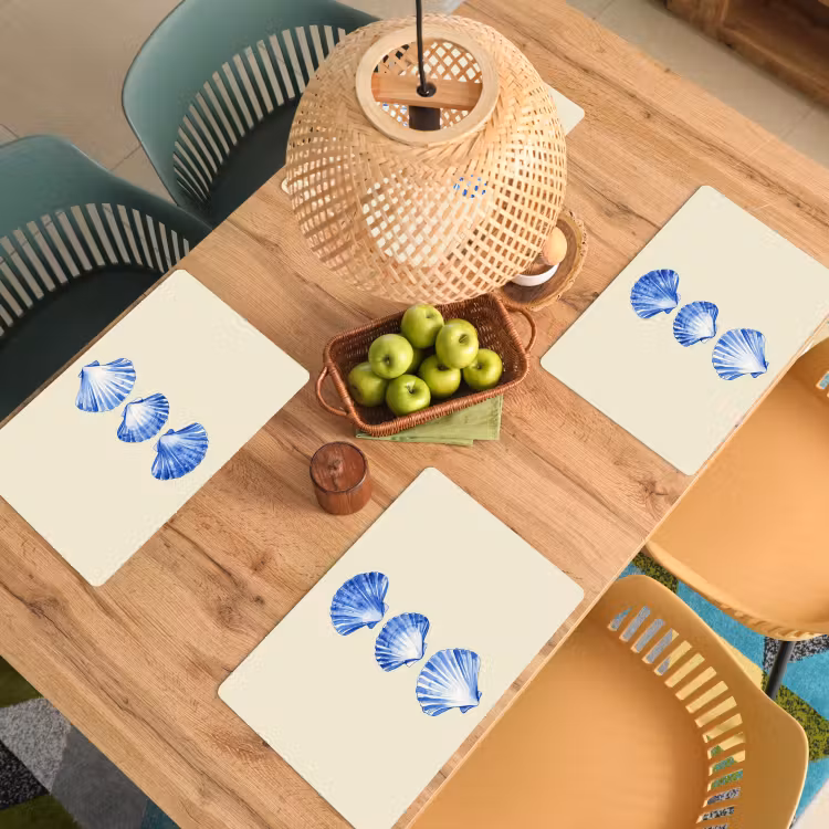 Schelpen - Blauw - Beige Placemat vinyl groot -zzsfeer5_Kitchenyeah-website