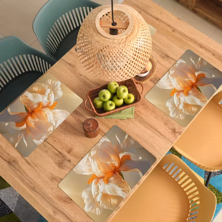Close up - Oranje - Iris Placemat vinyl groot -zzsfeer5_Kitchenyeah-website