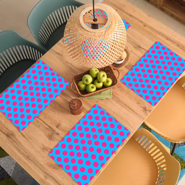 Stippen - Klassiek - Roze Placemat vinyl groot 368 -zzsfeer5_Kitchenyeah-website