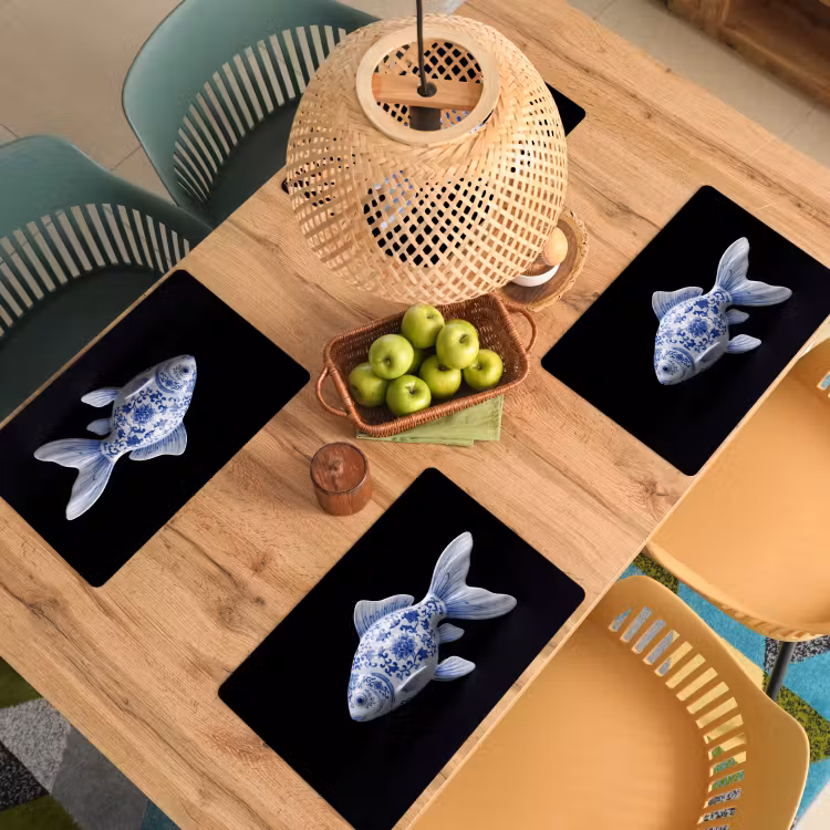 Porselein - Goudvis - Delfts - Blauw Placemat vinyl groot -zzsfeer5_Kitchenyeah-website