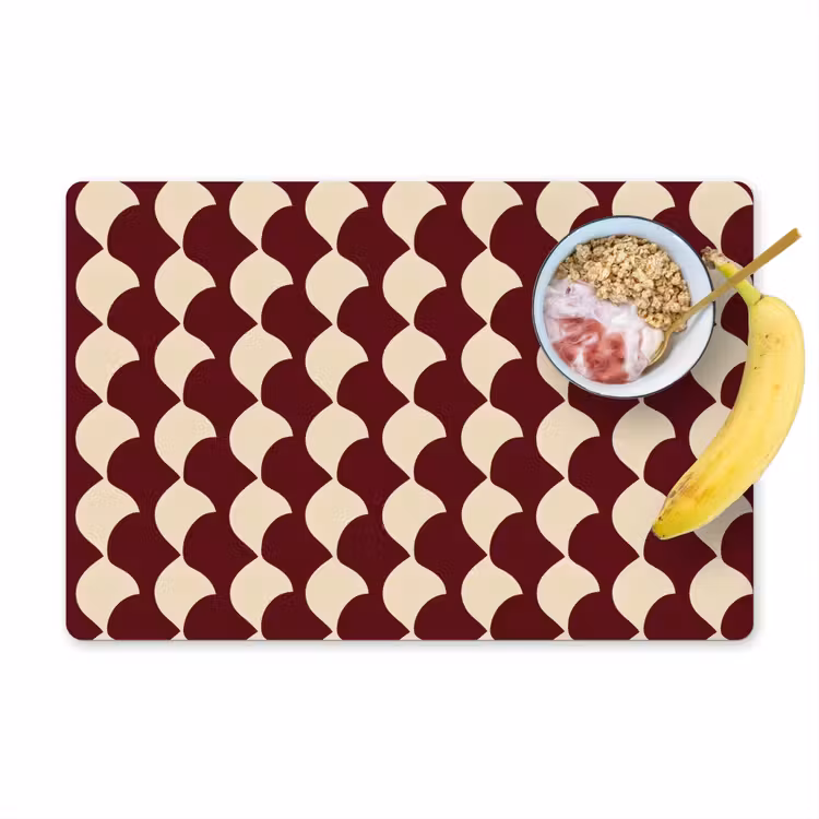 Rood - Tegelpatroon - Crème Placemat vinyl groot 368 -zzzproduct_Kitchenyeah-website