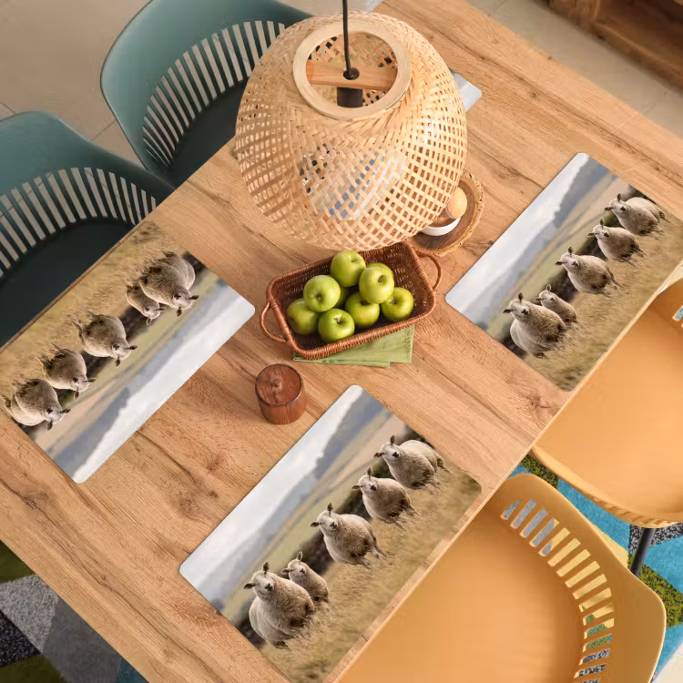 Schapen - Weidenlandschap - Heuvels Placemat vinyl groot -zzsfeer5_Kitchenyeah-website