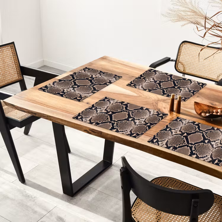 Slangenprint - Python - Bruin Placemat vinyl groot -zzsfeer4_Kitchenyeah-website