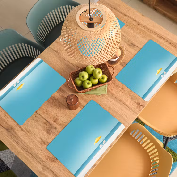 Strand - Blauwe lucht - Geel - Parasol Placemat vinyl groot -zzsfeer5_Kitchenyeah-website