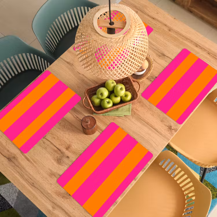 Strepen - Horizontaal - Roze Placemat vinyl groot 368 -zzsfeer5_Kitchenyeah-website