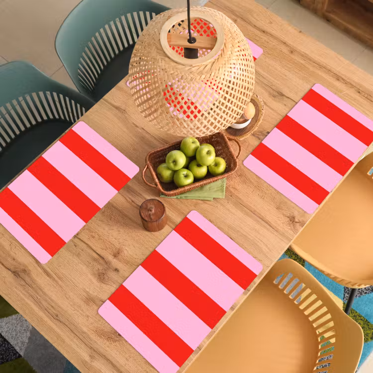 Strepen - Klassiek - Roze Placemat vinyl groot 368 -zzsfeer5_Kitchenyeah-website