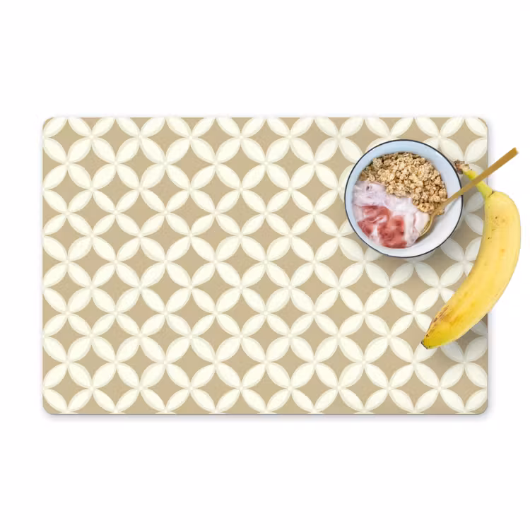 Symmetrisch - Motief - Beige Placemat vinyl groot 368 -zzzproduct_Kitchenyeah-website