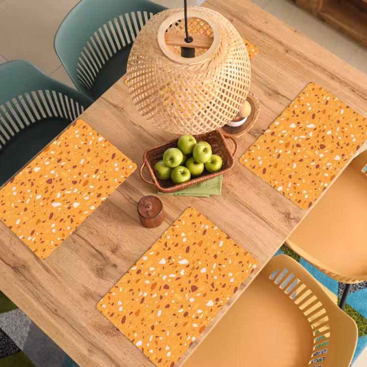 Terrazzo - Patroon - Okergeel Placemat vinyl groot 368 -zzsfeer5_Kitchenyeah-website